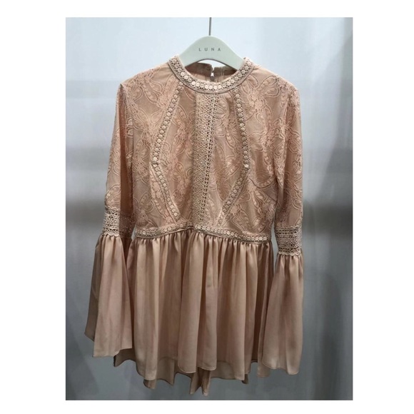 Lace Bell Sleeve Tunic - Picture 1 of 2